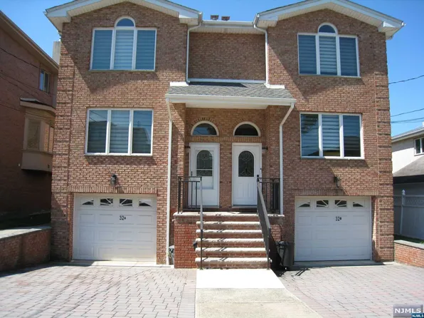 32A Cleveland Pl #32A, Palisades Park, NJ 07650