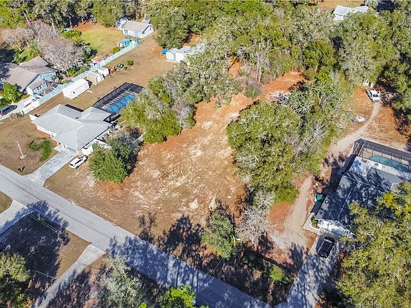 4th image of 5595 E Arthur St