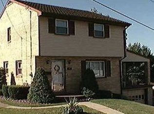 99 Tarpon Dr, Pittsburgh, PA 15212