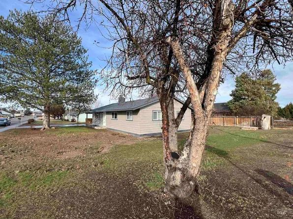 1425 W Idaho Ave, Ontario, OR 97914