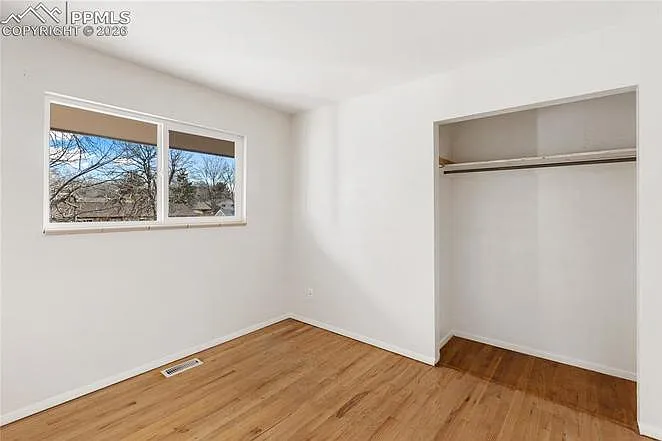 427 Quebec St — Photo 5