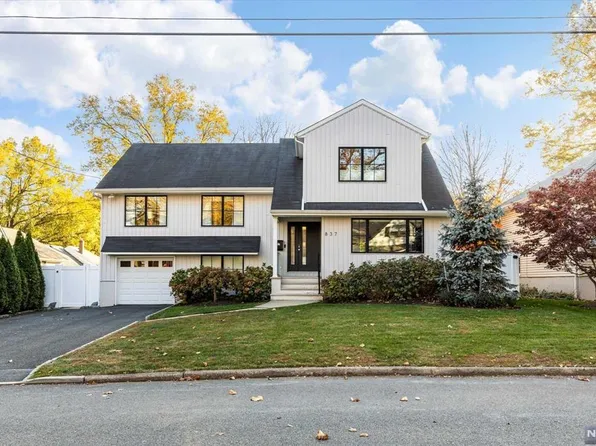 837 E Lawn Dr, Teaneck, NJ 07666
