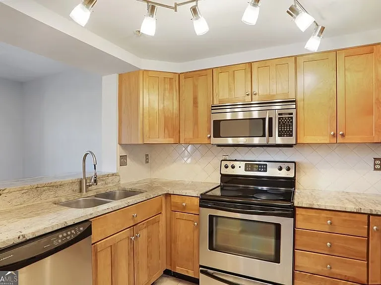 199 14th St NE #2611 — Photo 15