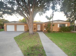 7595 17th St N, Saint Petersburg, FL 33702