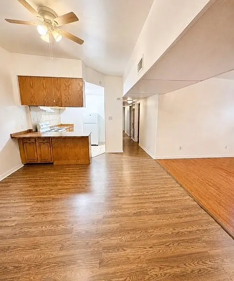 3423 Delaware Ave — Photo 2