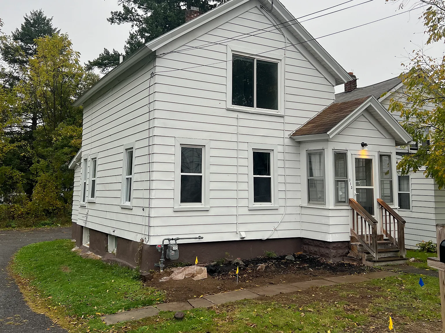 2 bed, 1.5 bath, 946 sqft, $2,000 — Photo 1