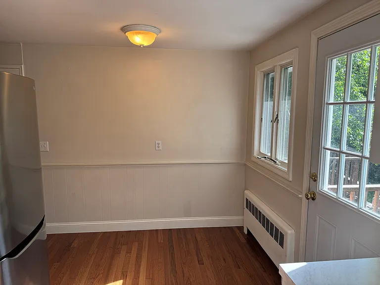 16 Saran Ave #1 — Photo 2