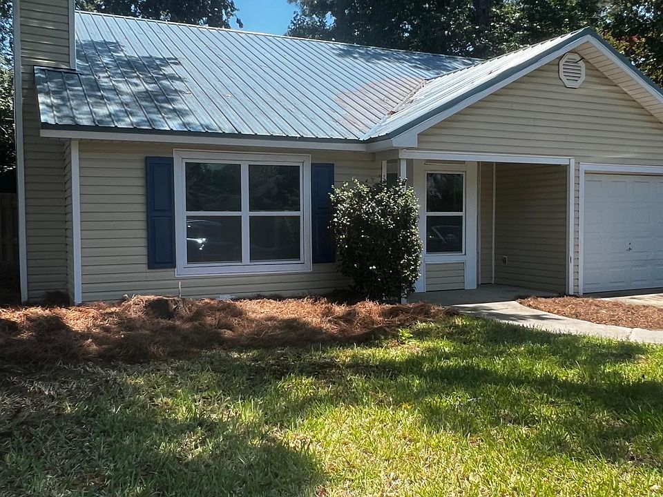 1st image of 106 Turtle Creek Dr