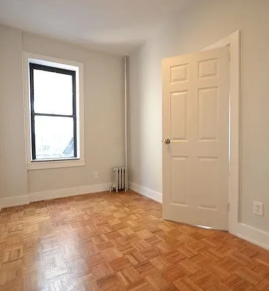 250 Pacific St #19 — Photo 3