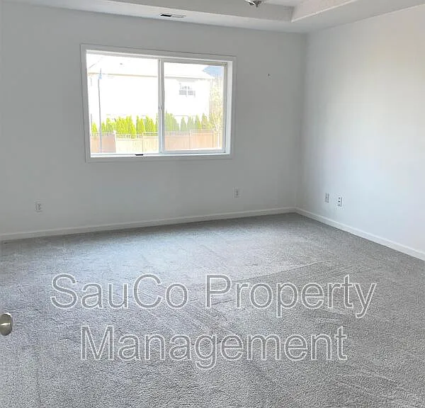 15239 NW Nightshade Dr — Photo 9