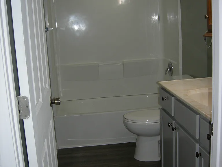2041 Newport Ave — Photo 9