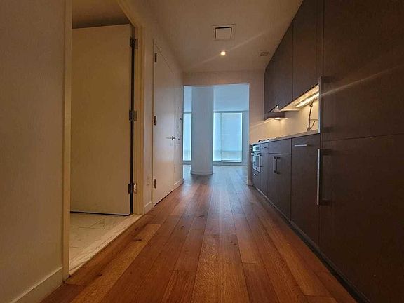 4th image of 325 Lexington Ave APT 4B