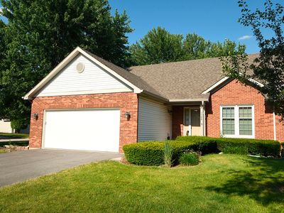 3520 Lake Side Cir, Joliet, IL, 60431