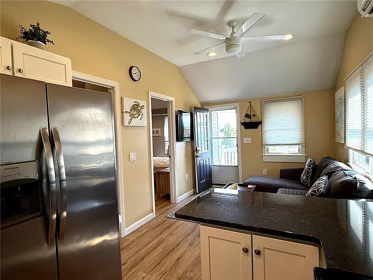 11 Sherman Rd #B — Photo 3