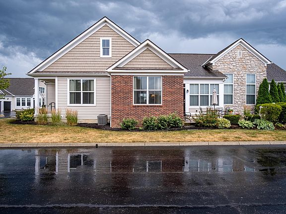 2nd image of 4641 Prestige Ln #23-464