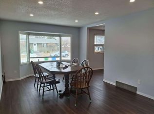 72 Doverglen Cres SE #1, Calgary, AB T2B2P6