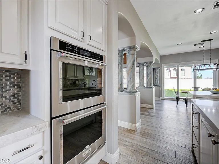 9738 Bear Trap Ct — Photo 12