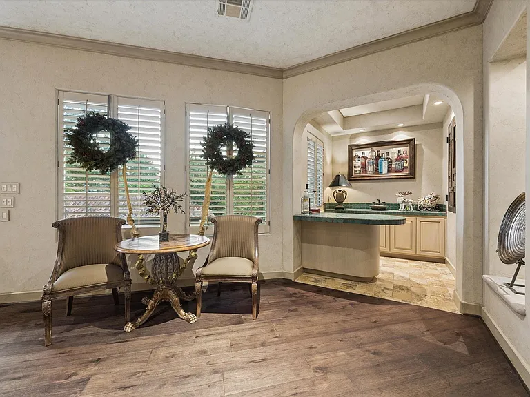 2 Lacewood Ln — Photo 28