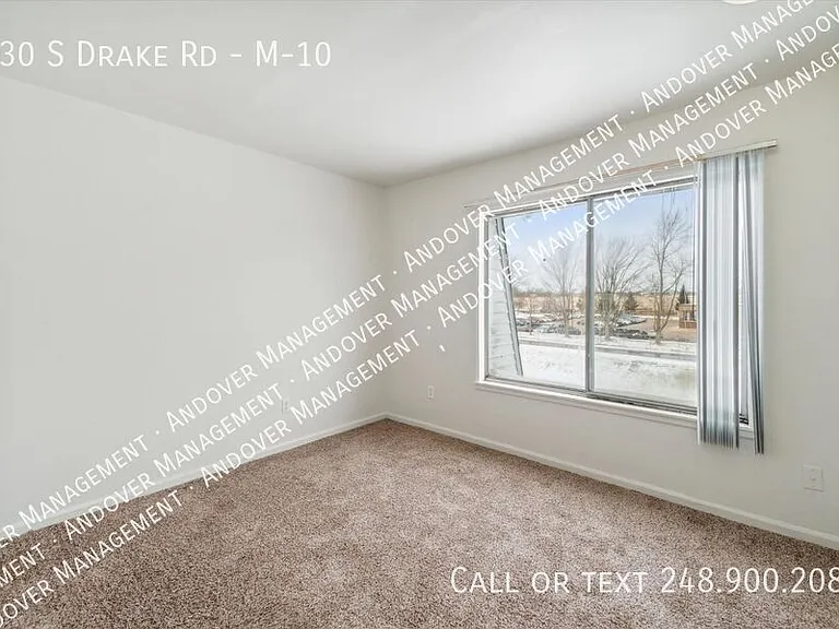 330 S Drake Rd #M-10 — Photo 30