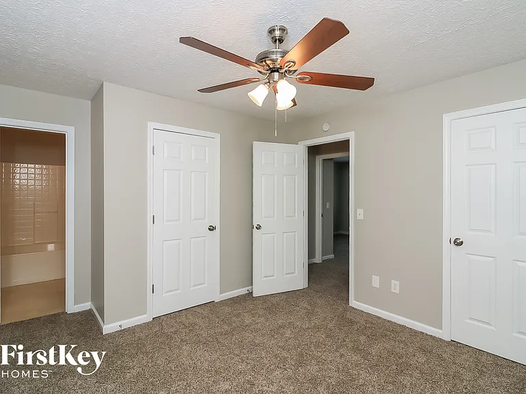 16 Pleasant Dr — Photo 11