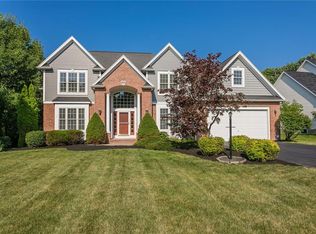 852 Park Haven Dr, Webster, NY 14580