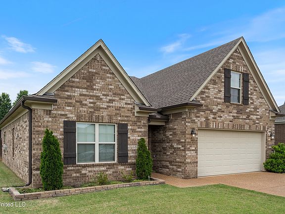 3rd image of 2682 Molly Ln