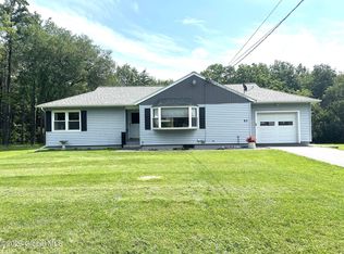 83 N Main St, Voorheesville, NY 12186