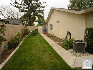 3rd image of 10310 Bogardus Ave