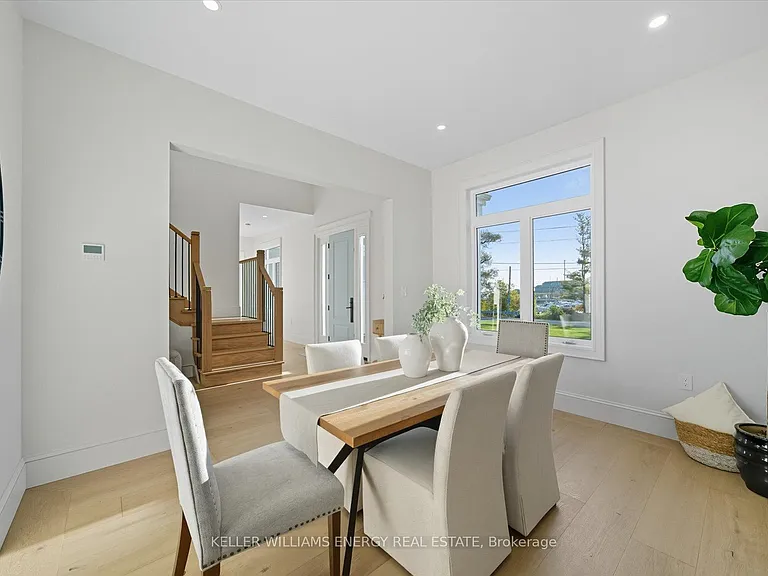 631 Mill St S — Photo 5