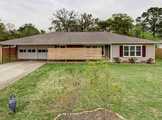1525 Woodland Dr, Bryan, TX 77802