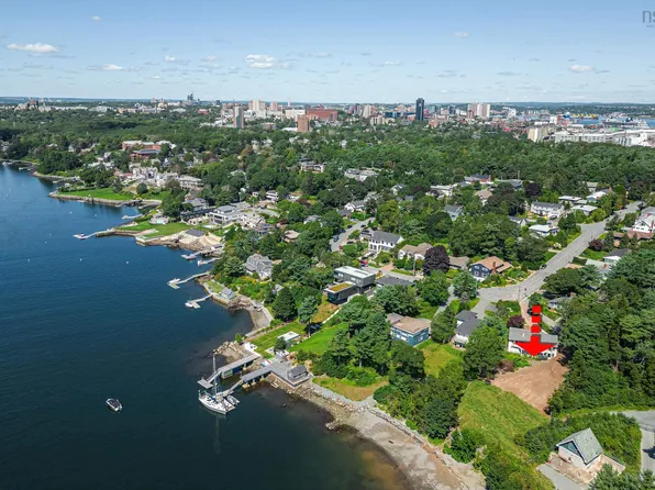 5914 Chain Rock Dr, Halifax, NS B3H 1A1