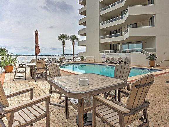 4th image of 100 Gulf Shore Dr Unit 402