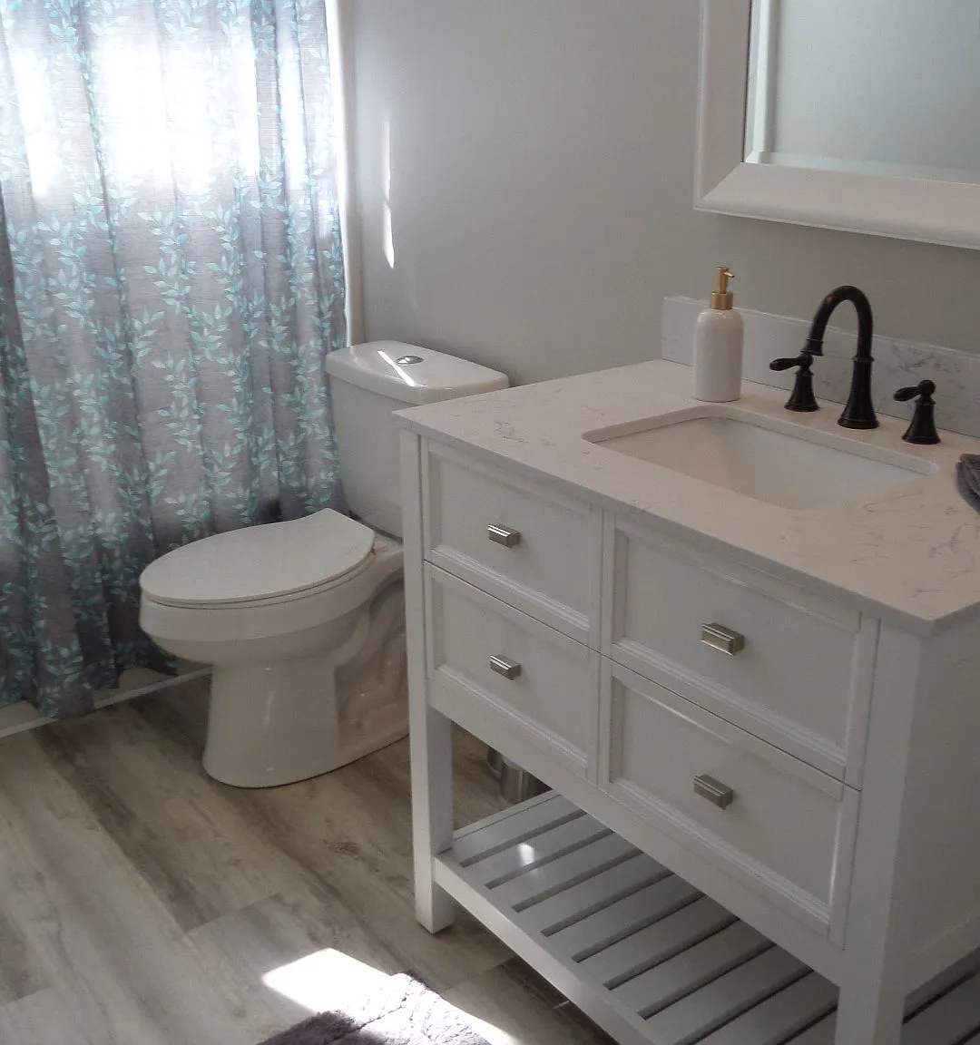 2266 Huntingdon Dr, Unit H - H — Photo 2