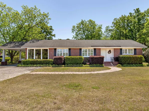 713 Harlin St, Elloree, SC 29047