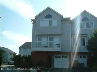 74 Admiralty Loop, Staten Island, NY 10309