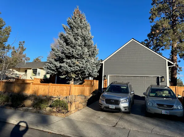 210 NE Alpenview Ln, Bend, OR 97701