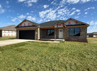 312 Whitley Ln, Berea, KY 40403