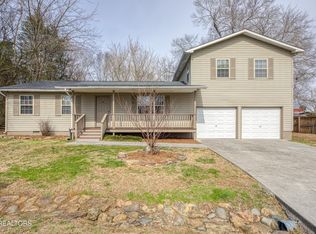 732 Smelcer St, Seymour, TN 37865