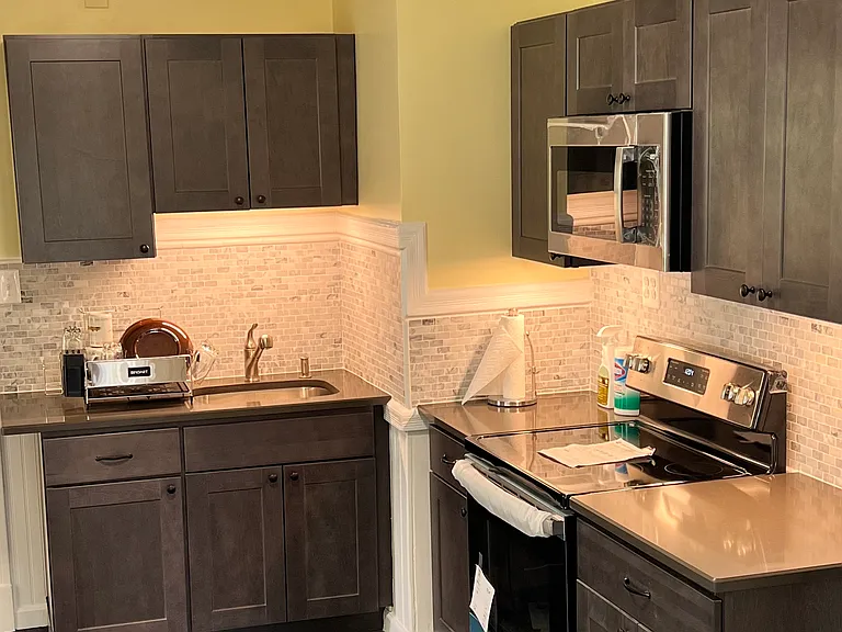 159 Fort Pleasant Ave #2 — Photo 2