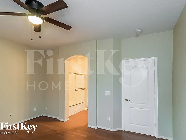 5777 W Golden Ln — Photo 9