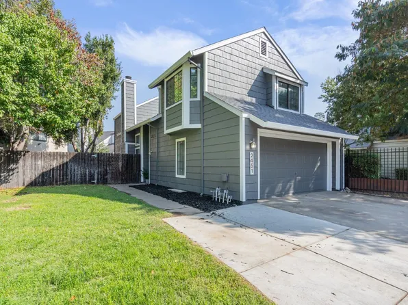 2451 Seamist Dr, Sacramento, CA 95833