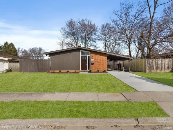 29672 Fairfax St, Southfield, MI 48076