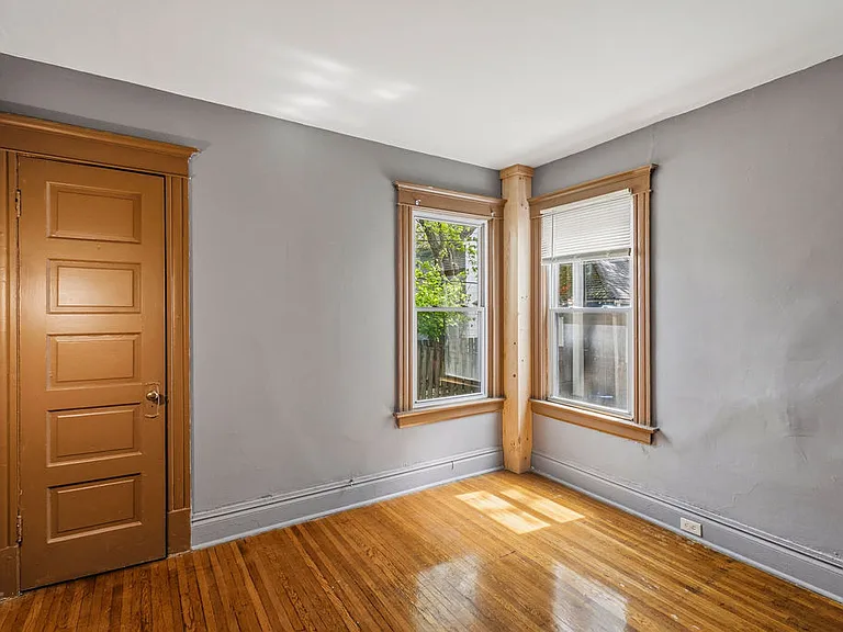 725 Linwood Ave #1 — Photo 8
