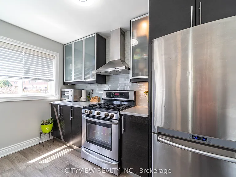 2330 Grand Oak Trl — Photo 14