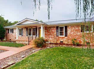 715 Poplar Bluff Rd E, Auburntown, TN 37016