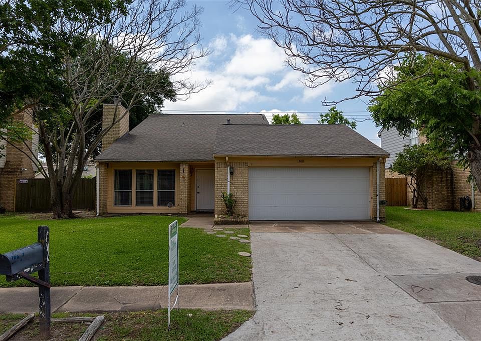 1st image of 13611 Tonnochy Dr