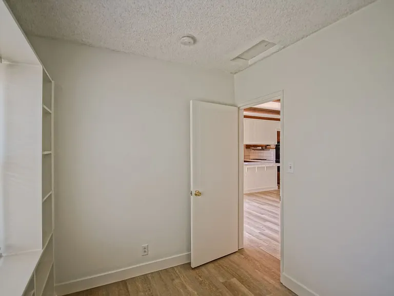 5512 Wiseburn St — Photo 17