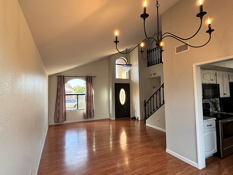 2631 W Camino Del Medrano — Photo 14