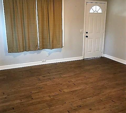 4th image of 1585 Hammock Dr