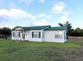 676 5th St, Wilson, OK 73463